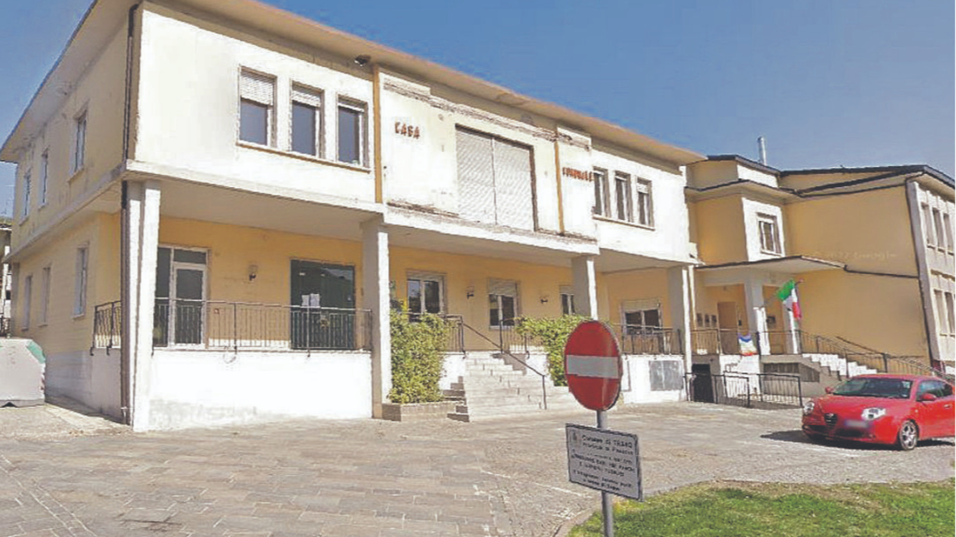 Il municipio di Travo chiuso da sei anni