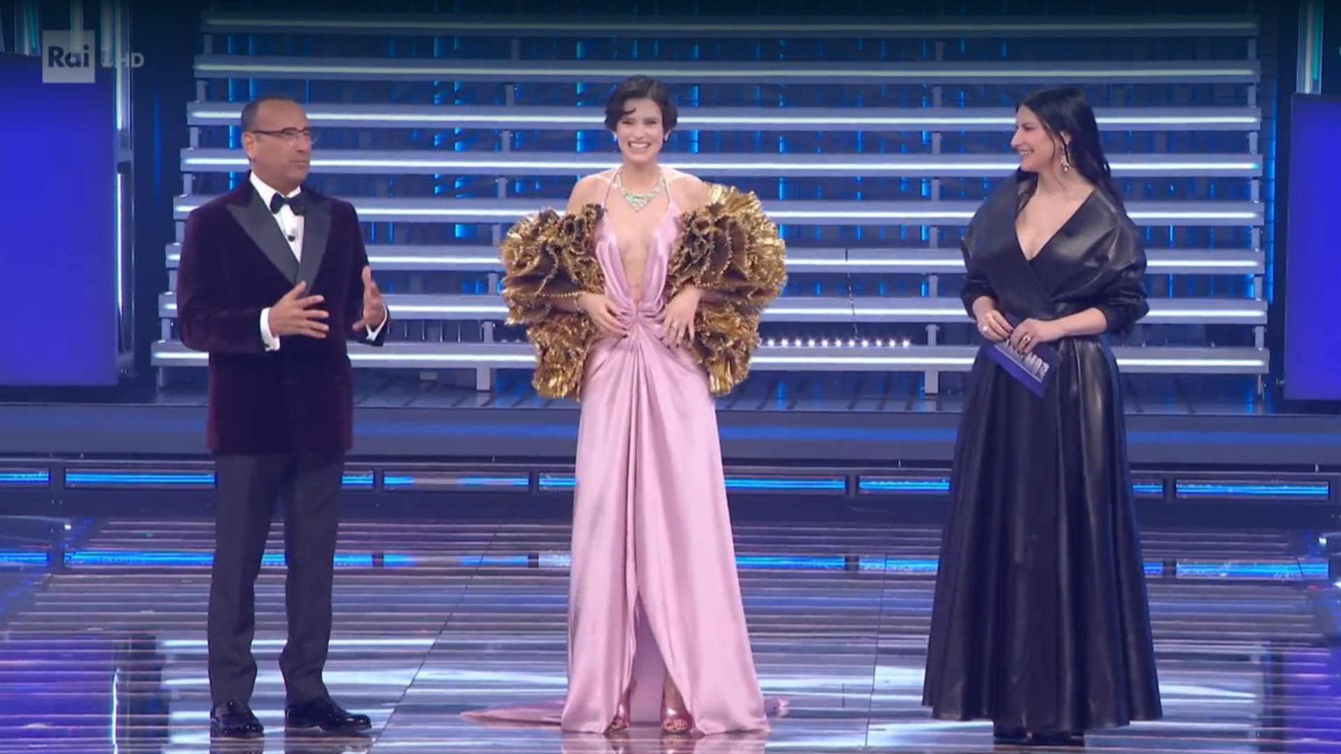 Bianca Balti e Laura Pausini al Festival di San Remo 2026, condotto da Carlo Conti