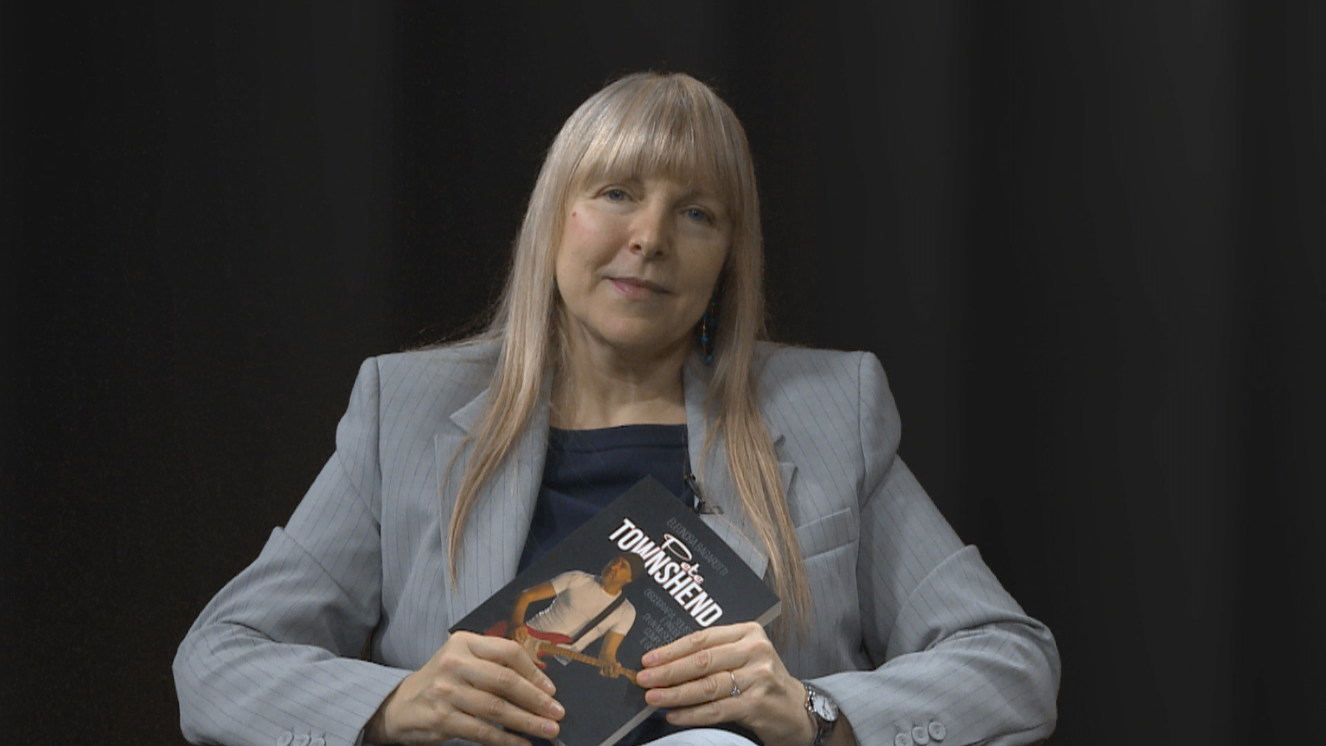 Il pianeta rock di Eleonora Bagarotti si riflette a Lo specchio di Piacenza