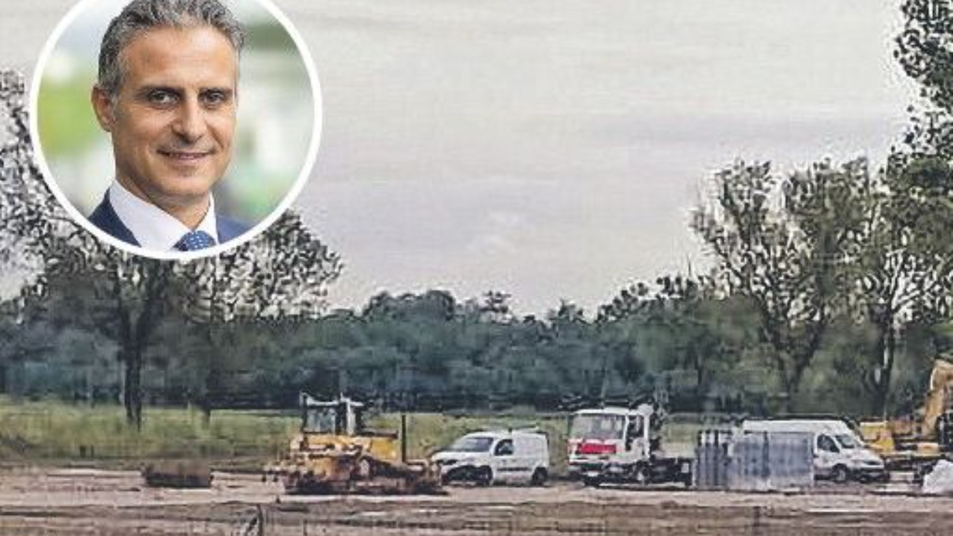 Il cantiere di allargamento della logistica. Nel tondo, Agostino Emanuele