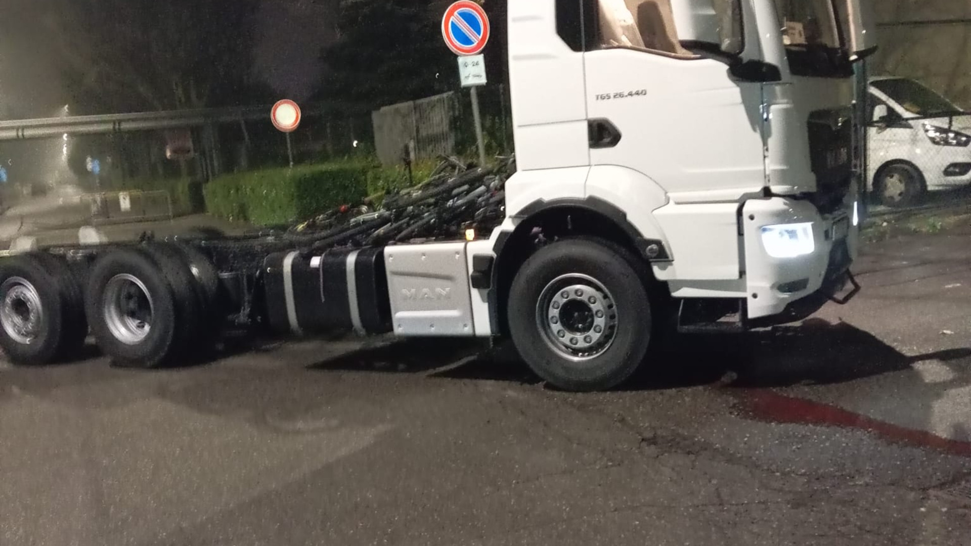 Il camion usato per la fuga