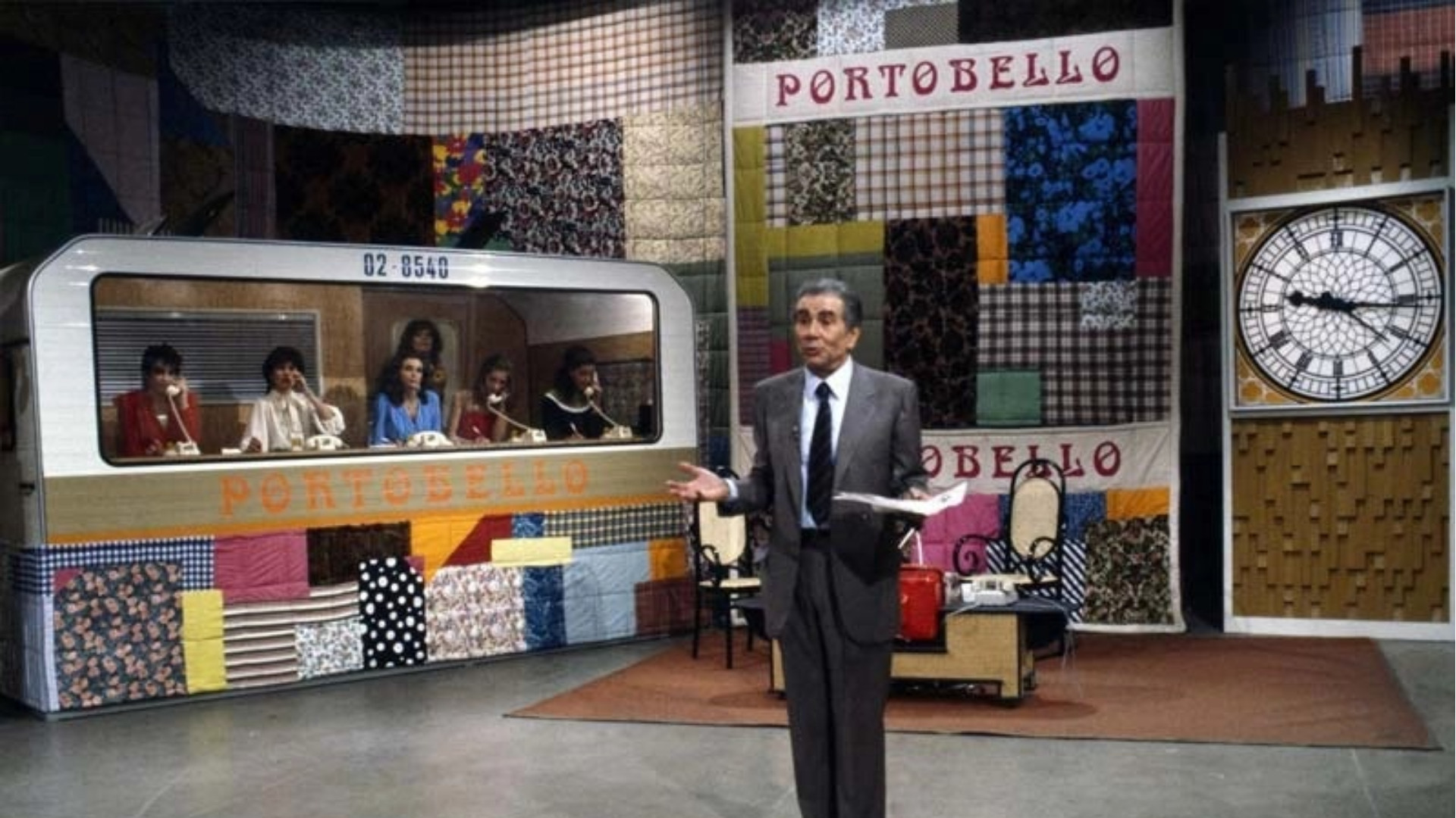 Enzo Tortora alla conduzione di "Portobello"