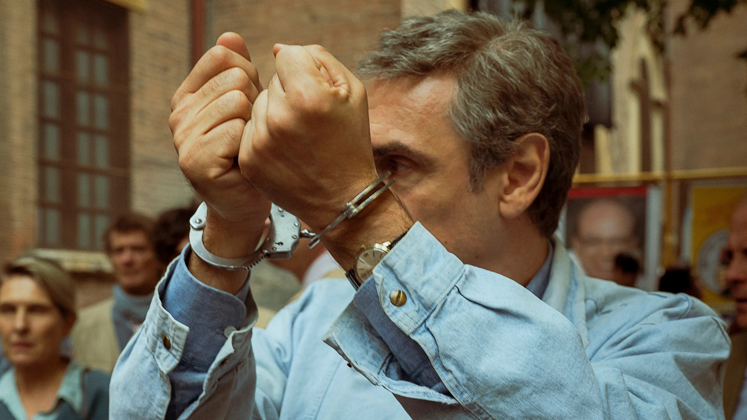 Una scena della serie di Marco Bellocchio