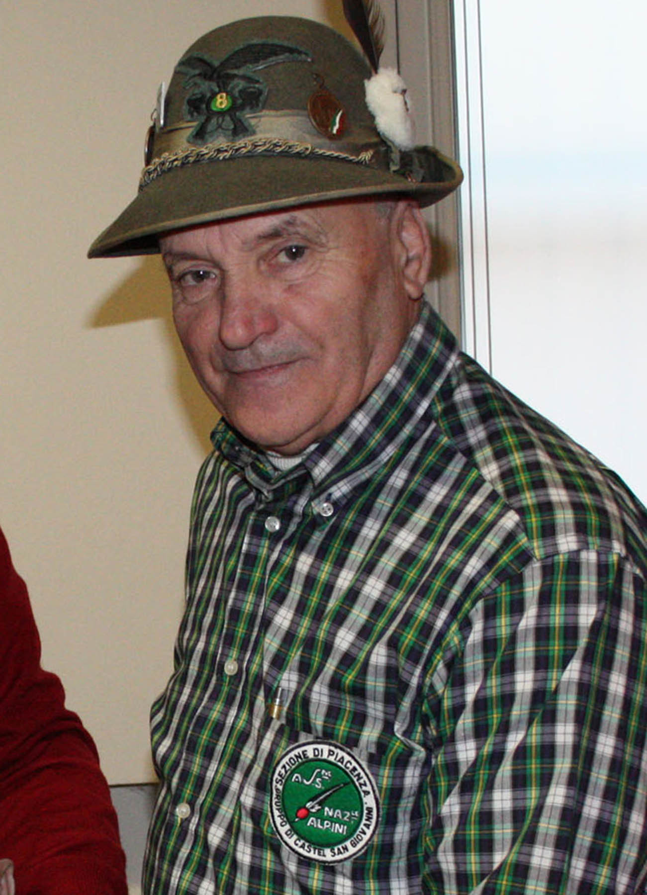 Graziano Zoccolan, storico capogruppo degli alpini di Castel San Giovanni, la cui figura è stata rievocata dal parroco di Agazzano don Giancarlo Plessi