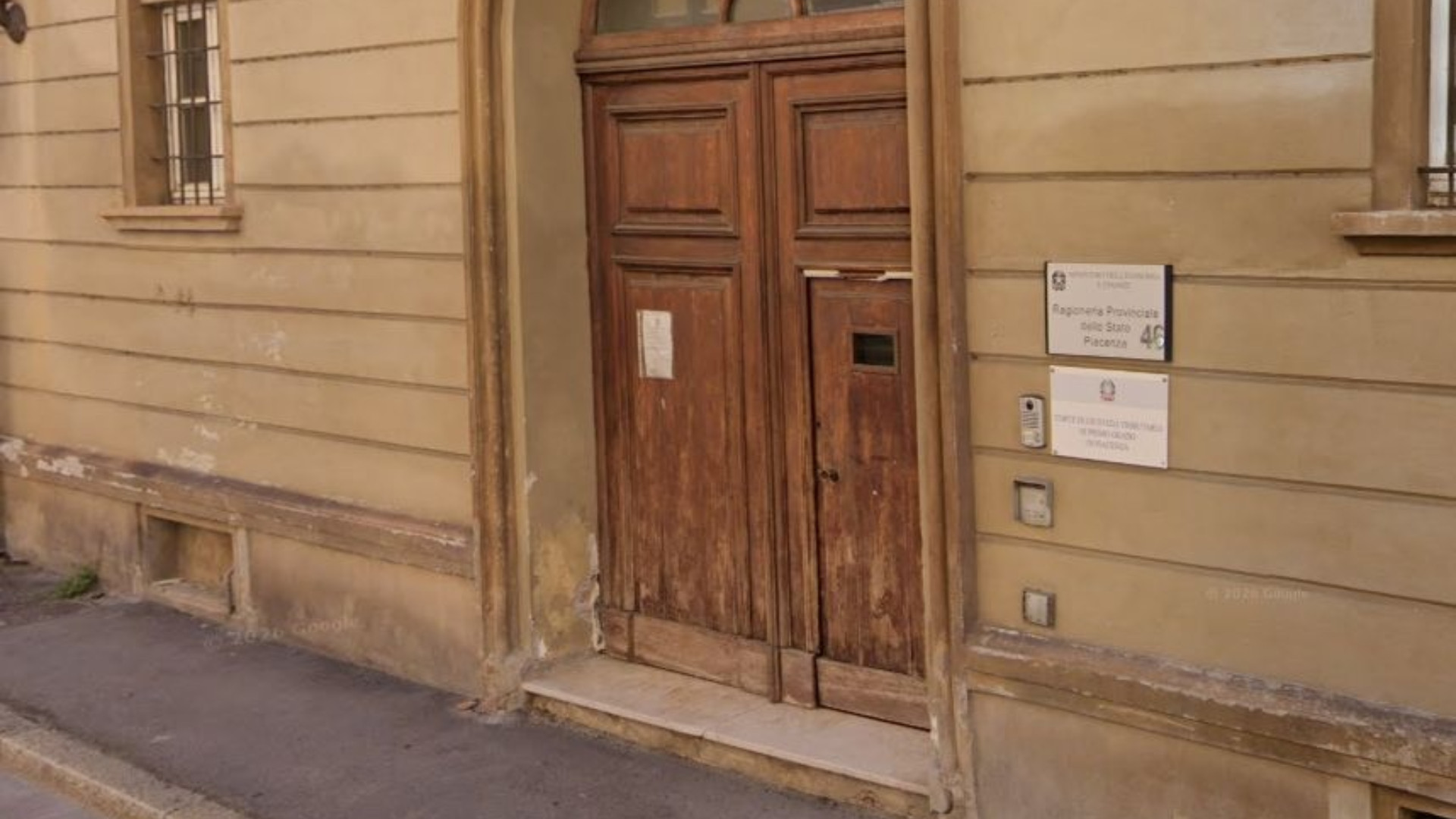 La sede della Commissione tributaria in via San Bartolomeo a Piacenza