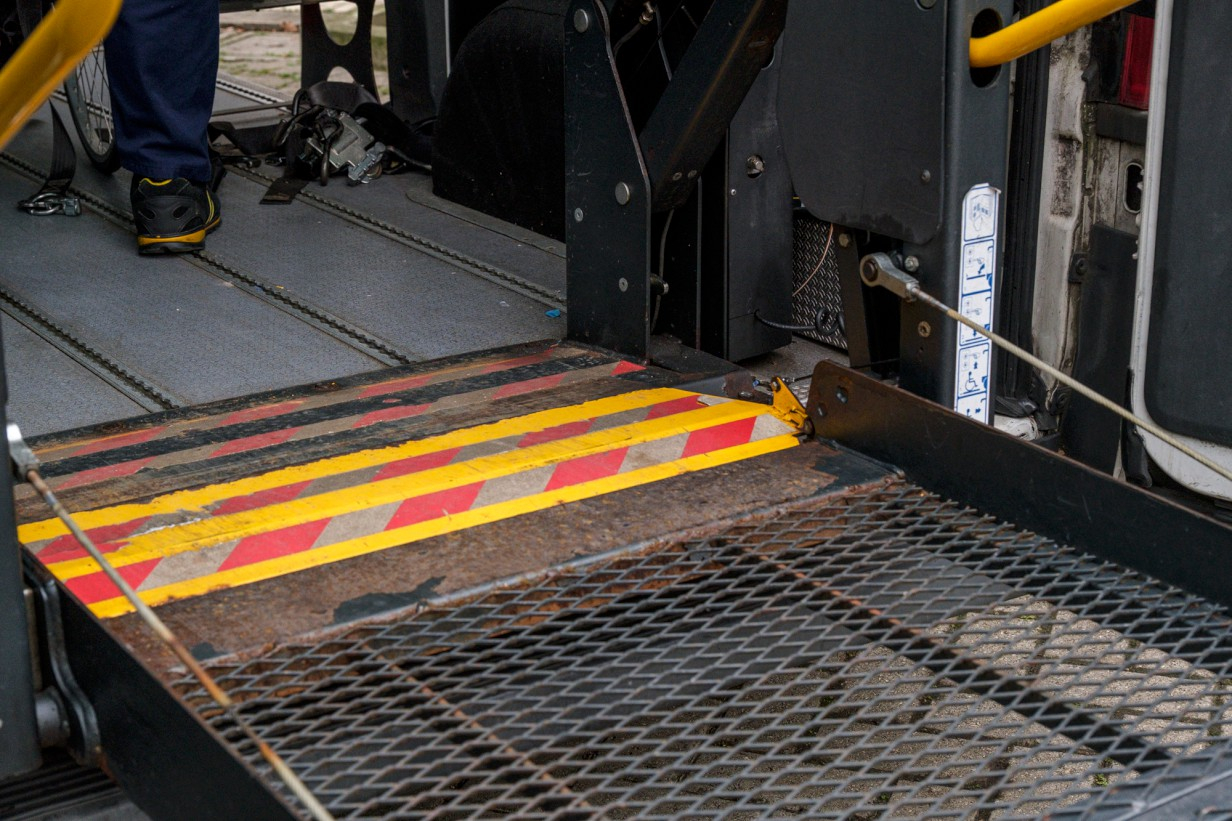 Alcuni dettagli dei pulmini da sistemare