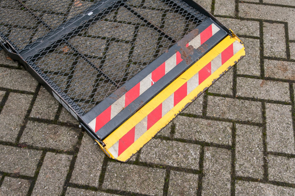 Alcuni dettagli dei pulmini da sistemare