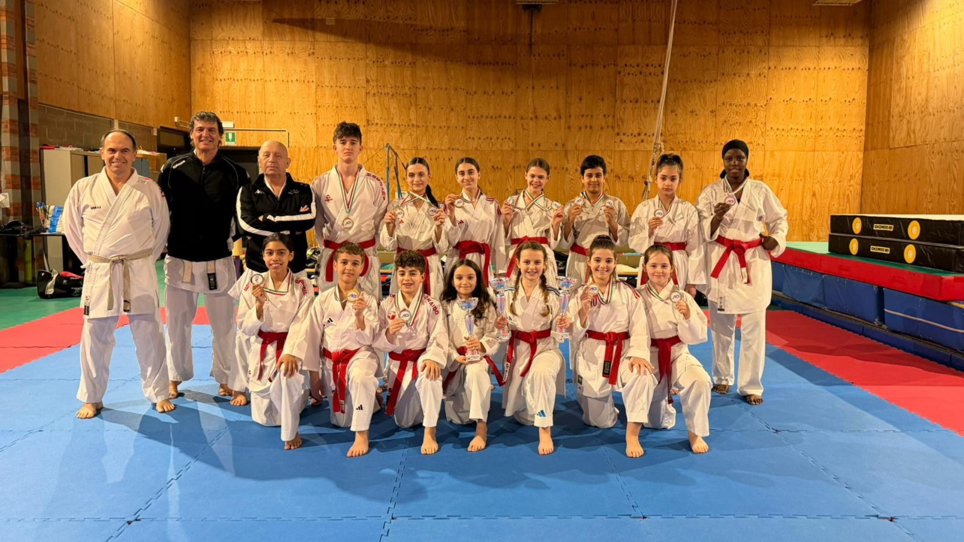 Pioggia di medaglie sul Karate Farnesiana