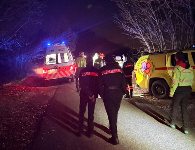 I soccorritori sul posto questa sera