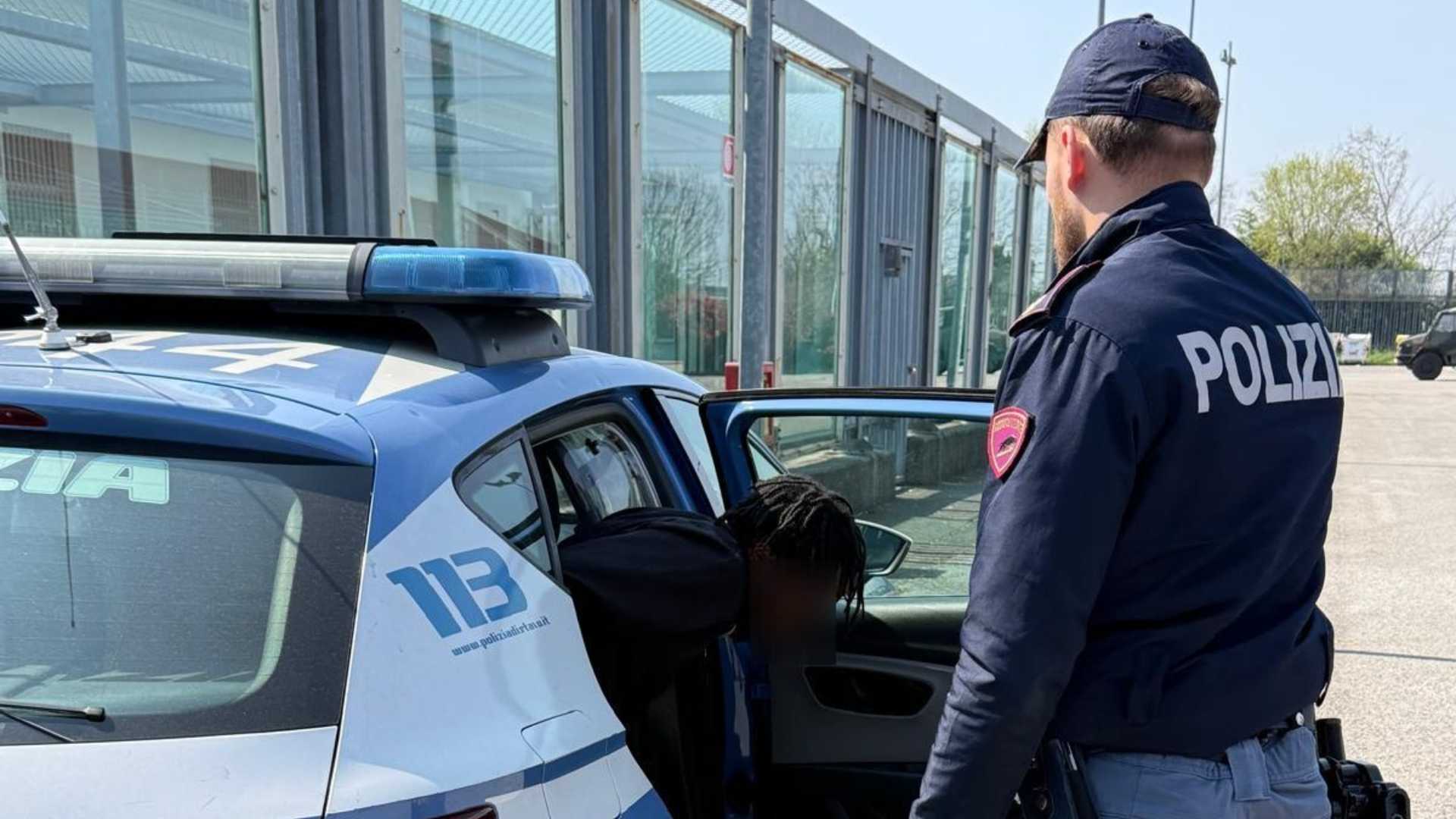 In carcere per rapina e droga, fine pena e subito espulso