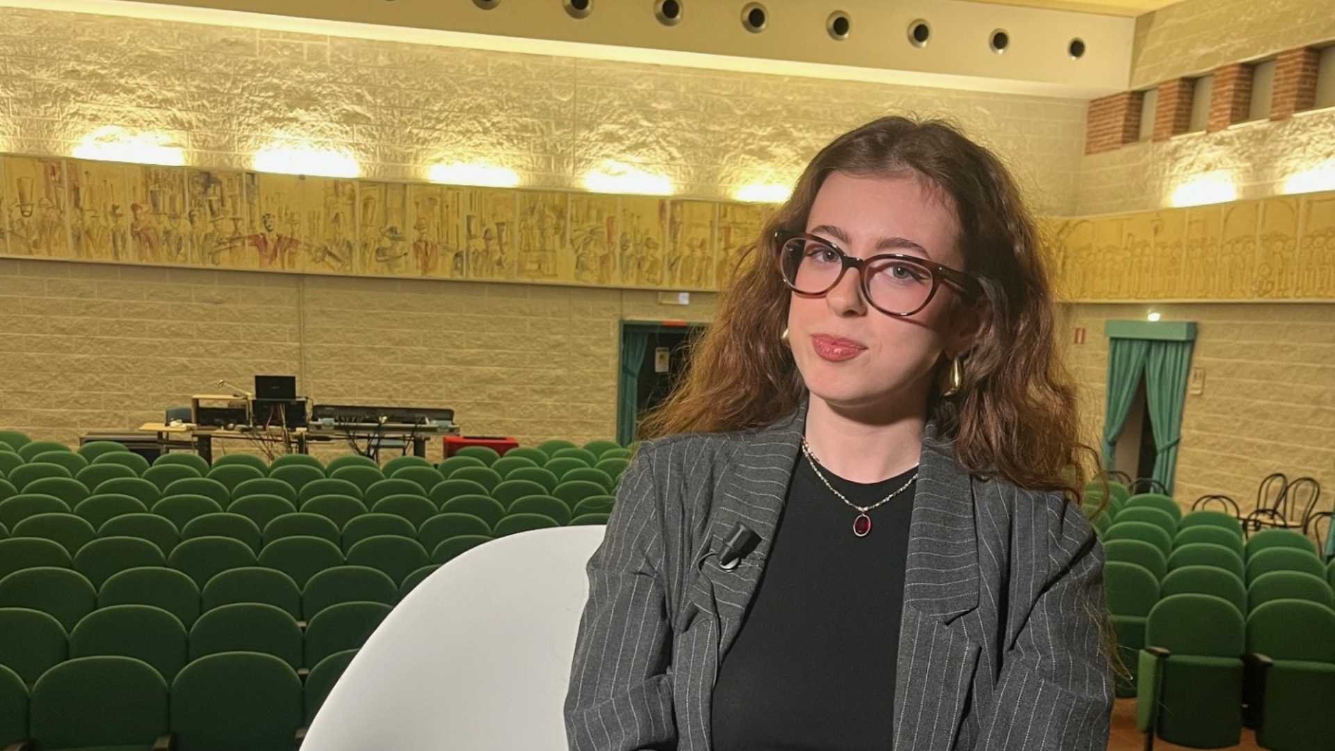 Storie di voi, la musica di Alice: scudo contro i mostri della vita