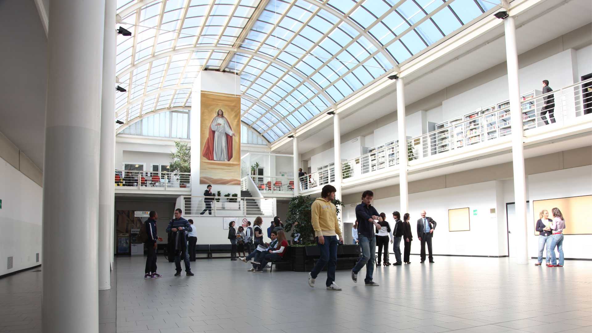 La “piazzetta” dell’Università Cattolica del Sacro Cuore