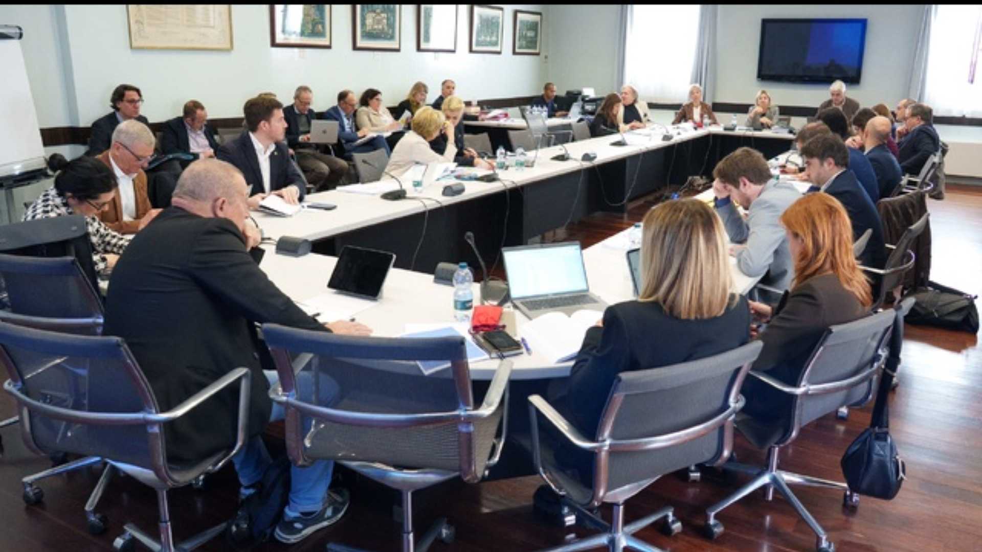 Quinta commissione licenzia Pdlr 46