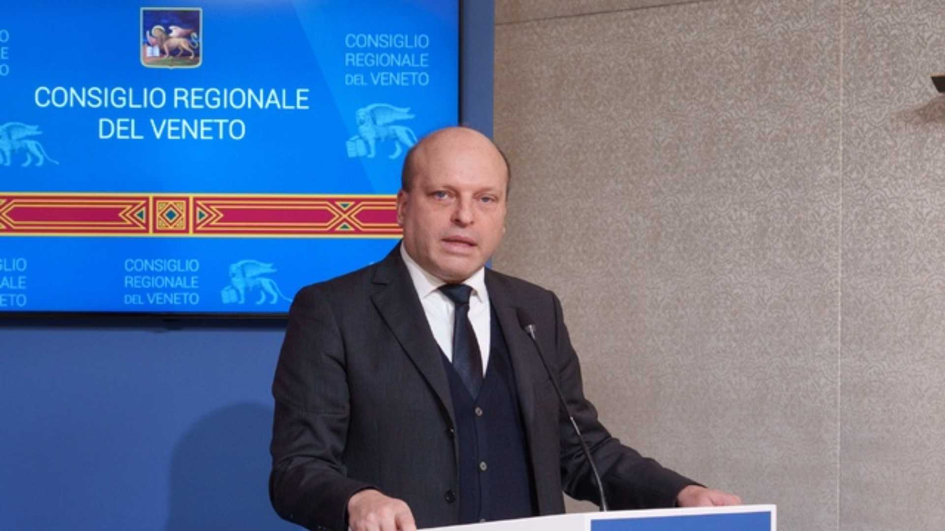Lovat(ResistereVeneto):“Proposta normativa per riconoscere condizione insularità funzionale Venezia"