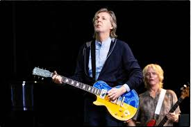 Paul McCartney nel recente concerto a Los Angeles