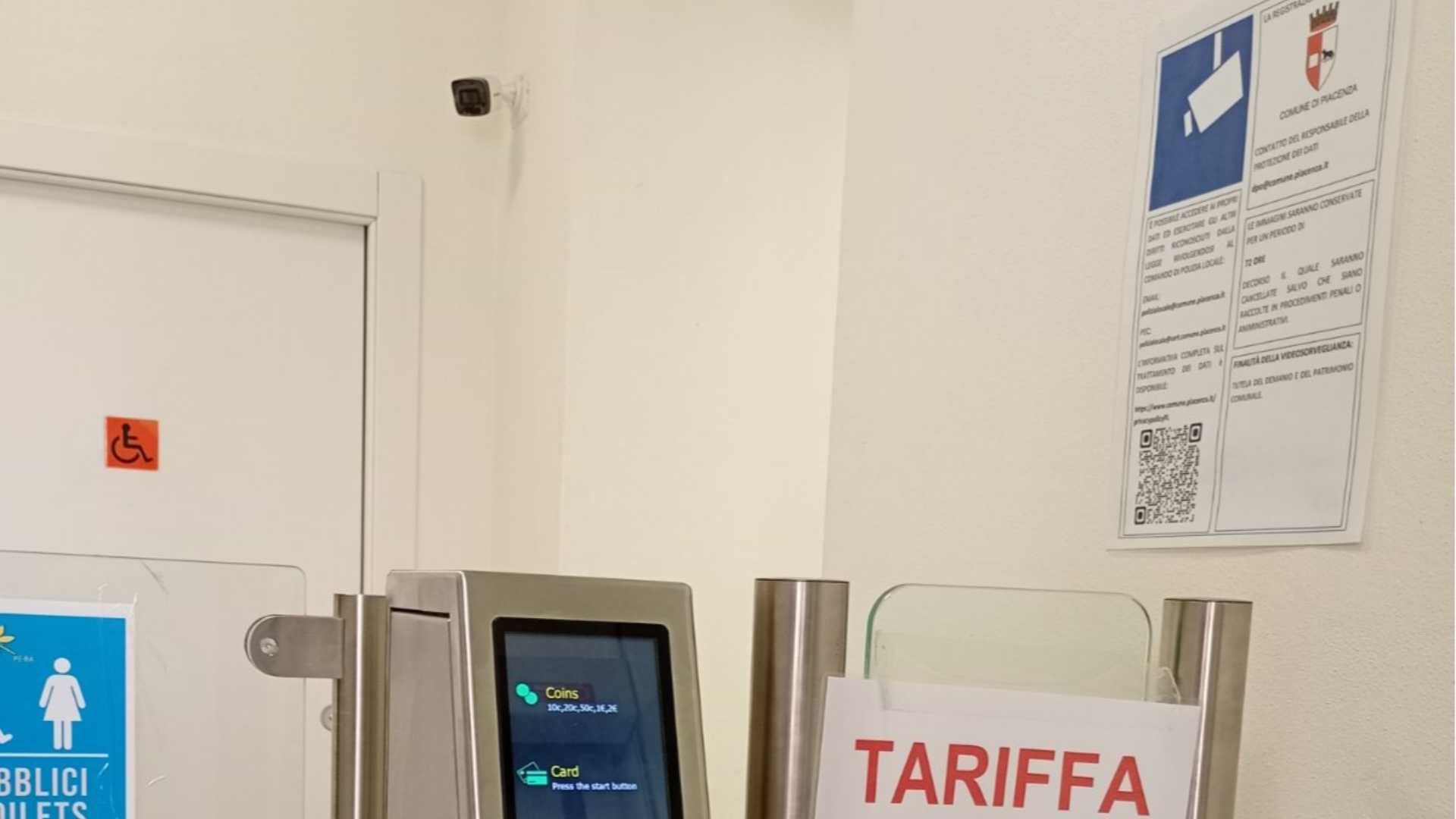 Bagni di piazzetta Pescheria attivata la videosorveglianza