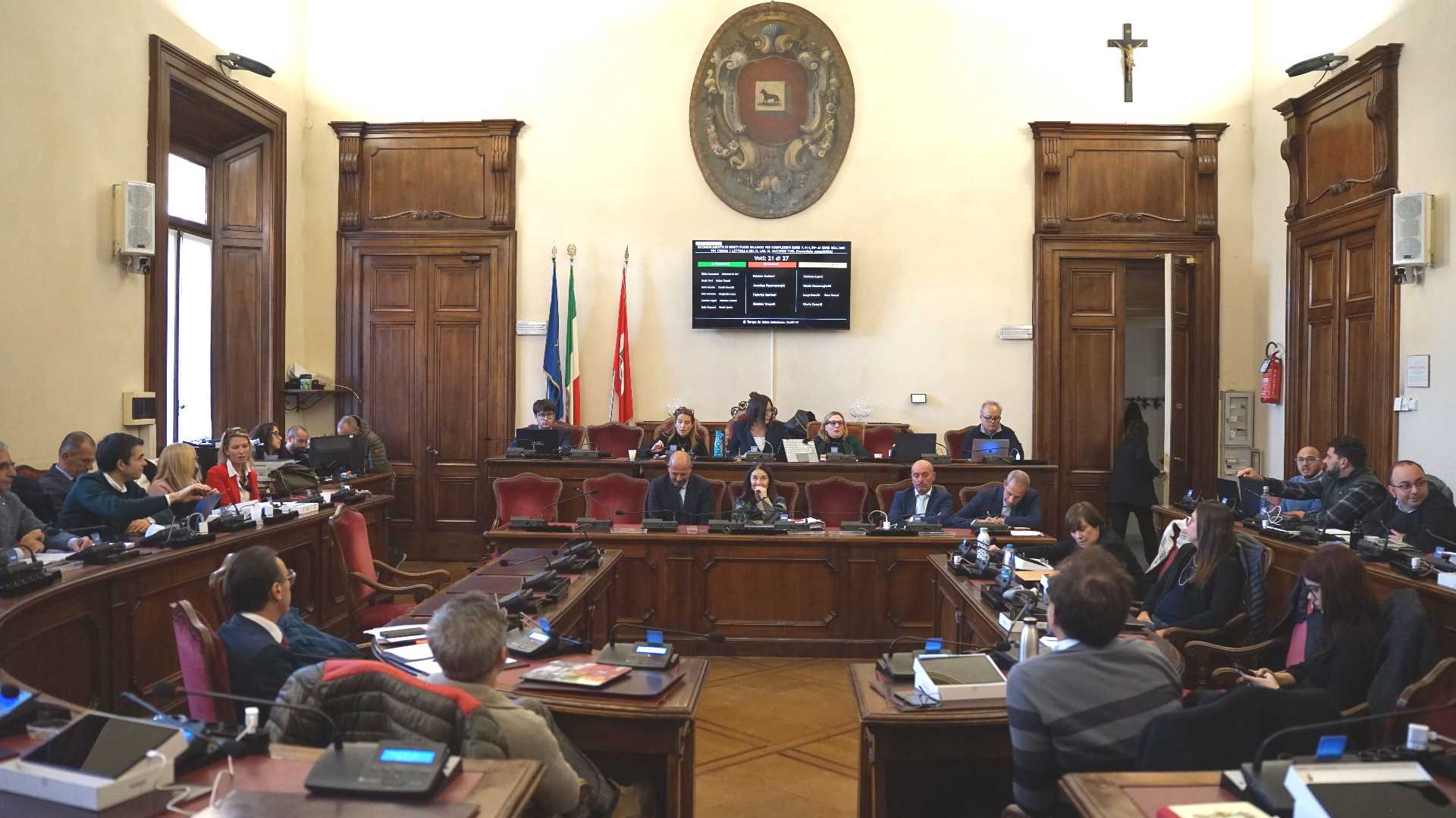 Verso il 2027, il centrosinistra accelera il centrodestra pensa agli Stati generali