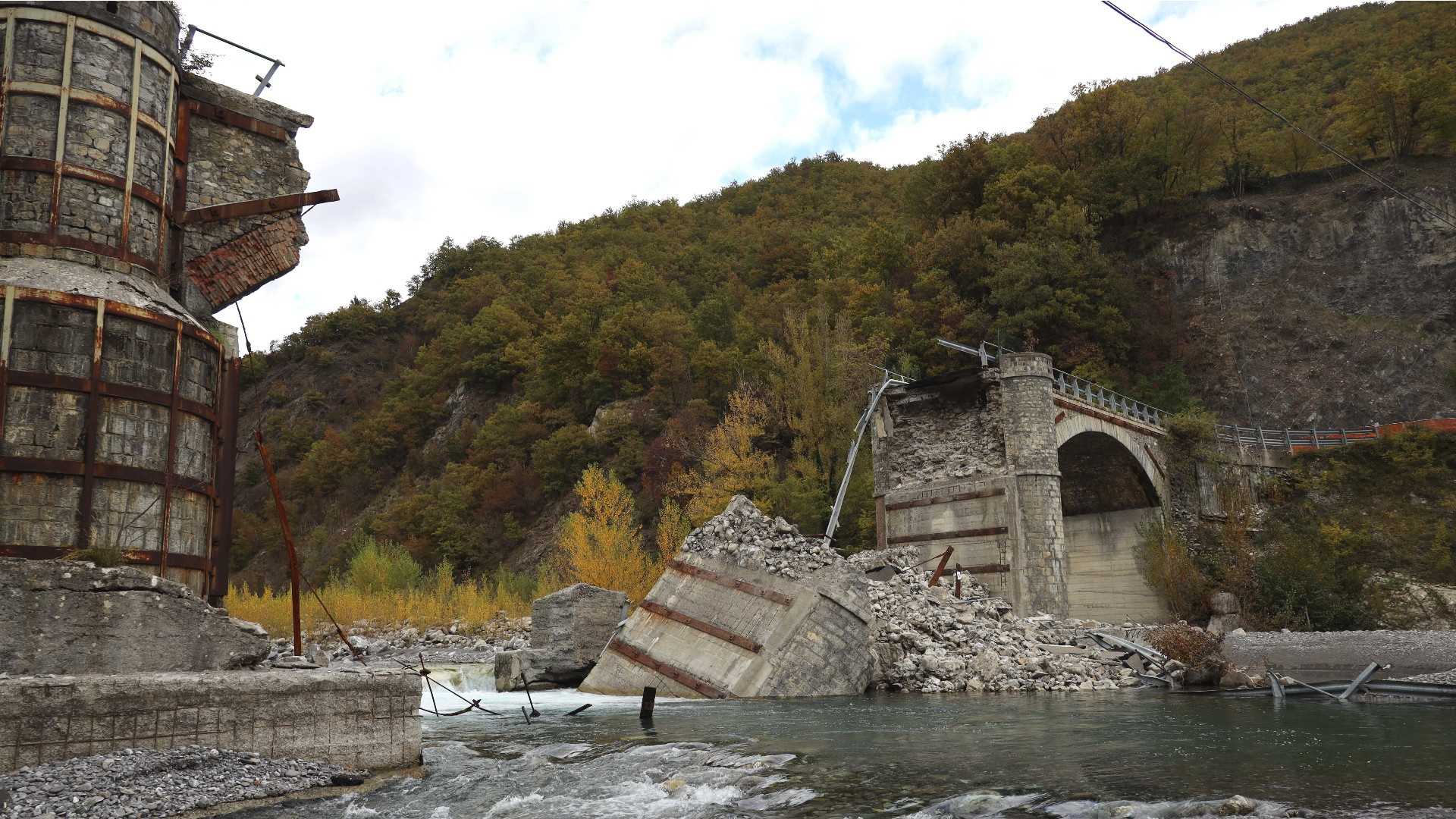 Il crollo del ponte Lenzino
