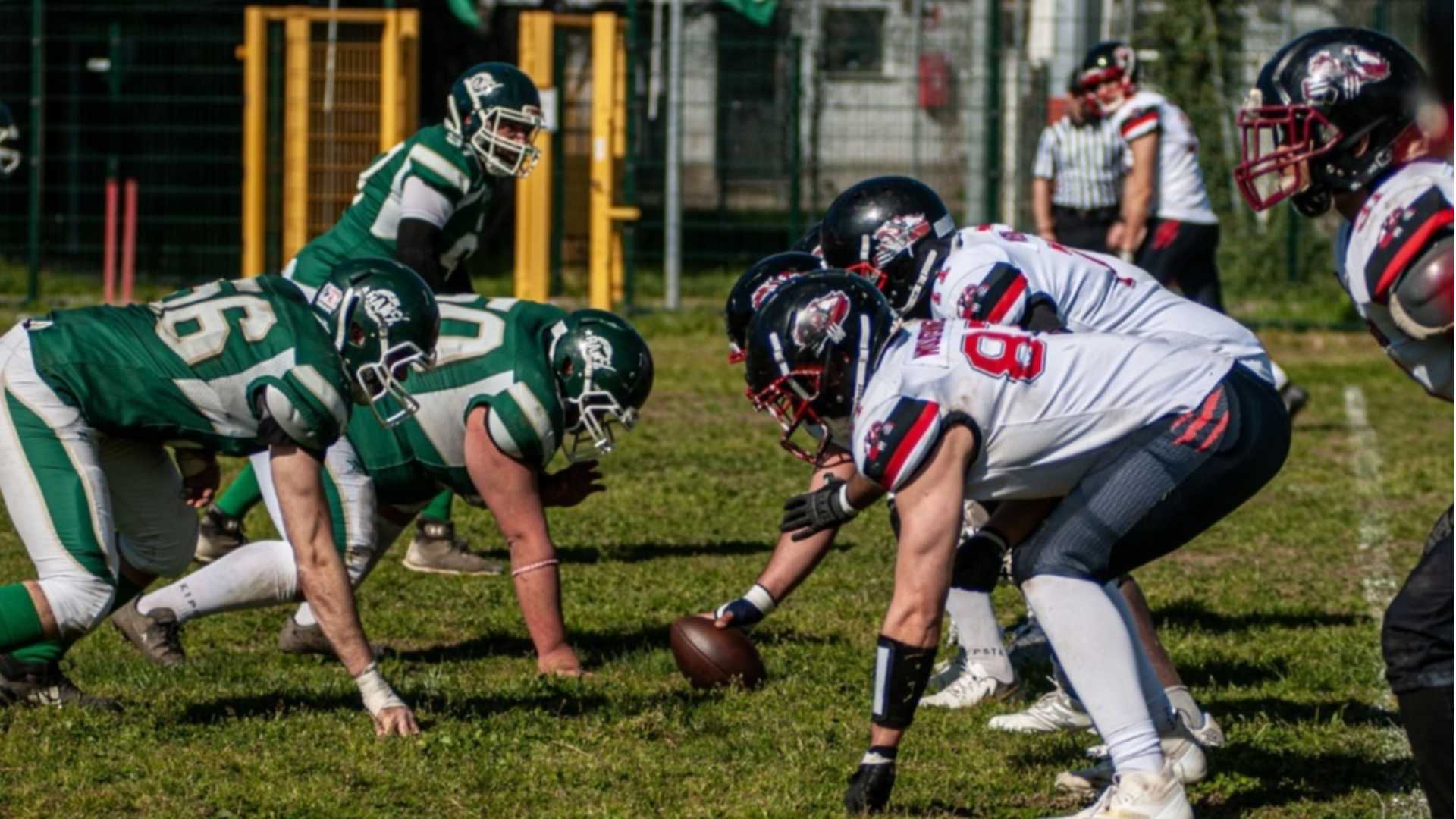 Una fase di snap tra Rams Milano e Wolverines