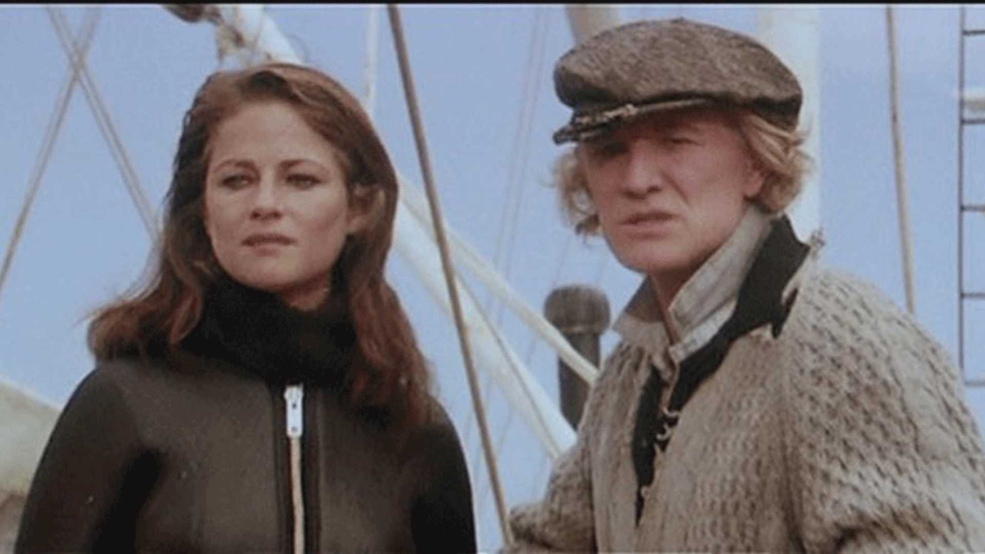 Richard Harris con Charlotte Rampling in “L’orca assassina” di Michael Anderson