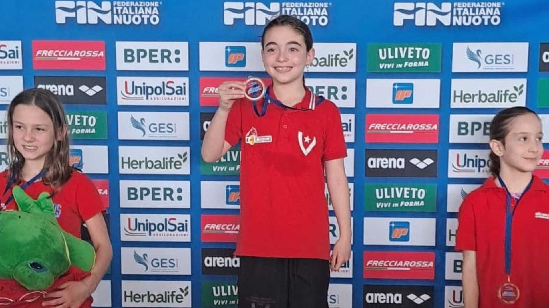 Margherita Zora, sul podio con l'oro al collo