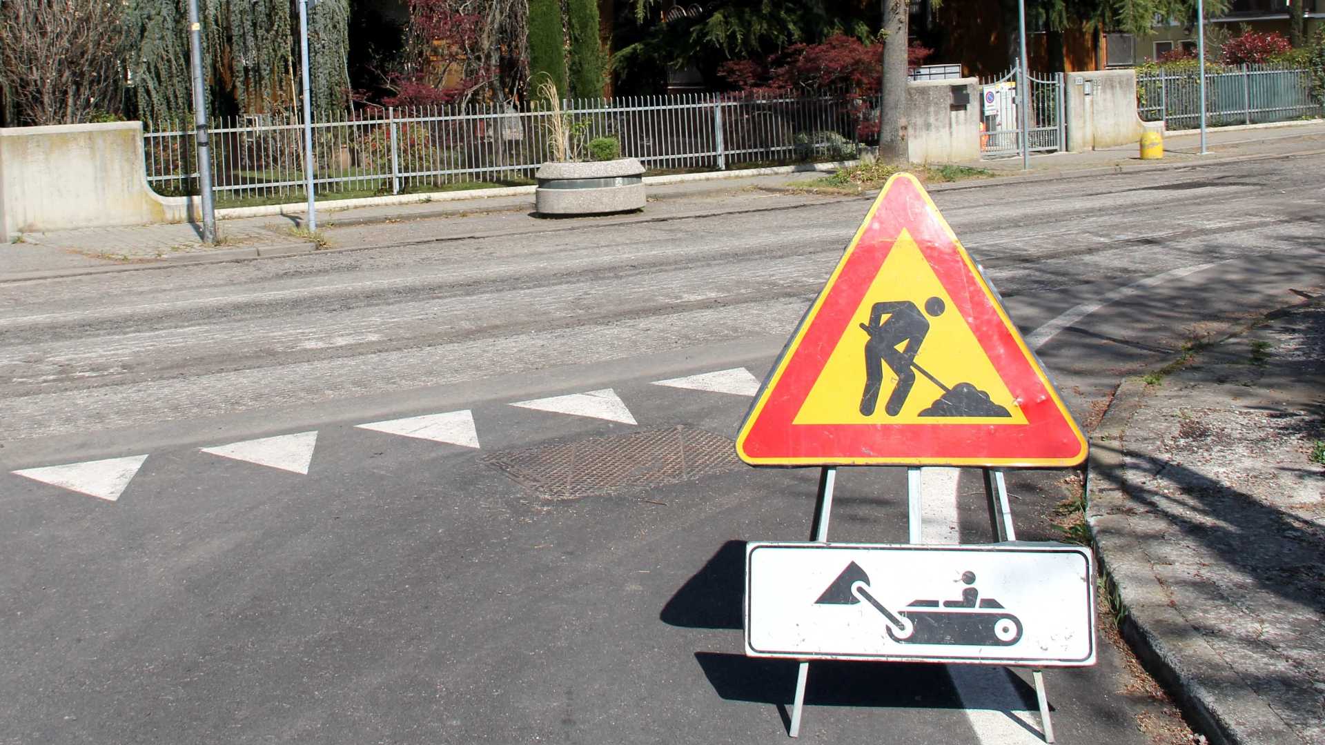 Lavori in corso, generica