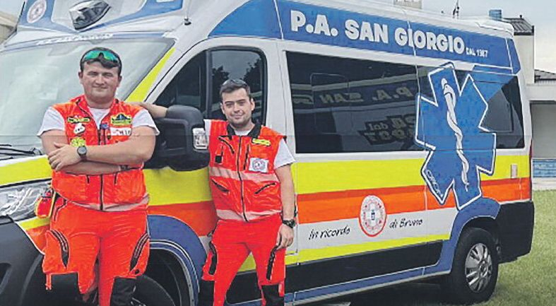 Alessandro Bravi e Matteo Pareto, ex civilisti ora assunti in Pubblica Assistenza