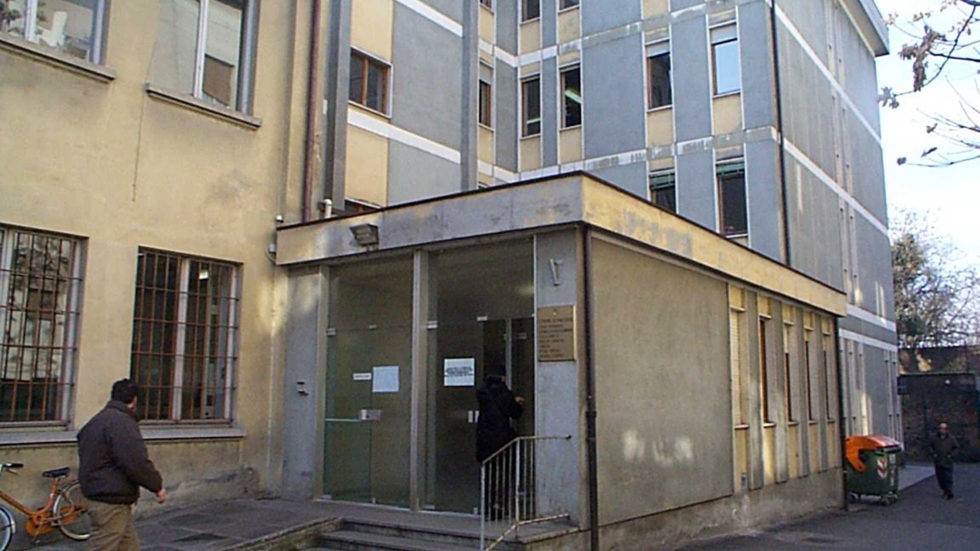 Gli uffici dell'Anagrafe di via Beverora