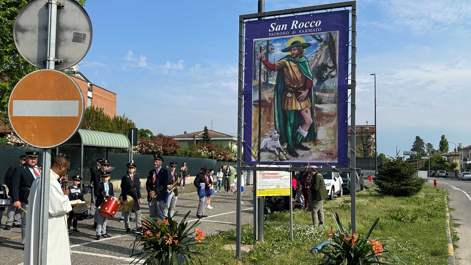 L’immagine sacra di San Rocco torna all’ingresso di Sarmato