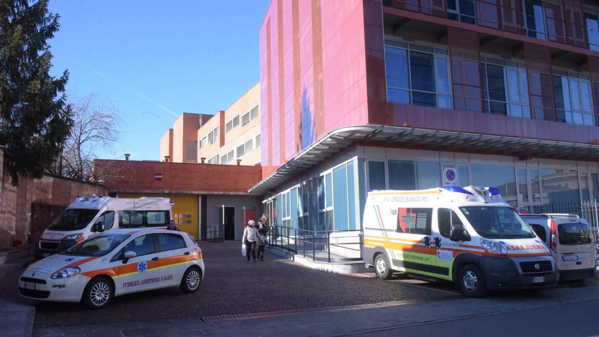 Il 39enne è stato medicato al pronto soccorso