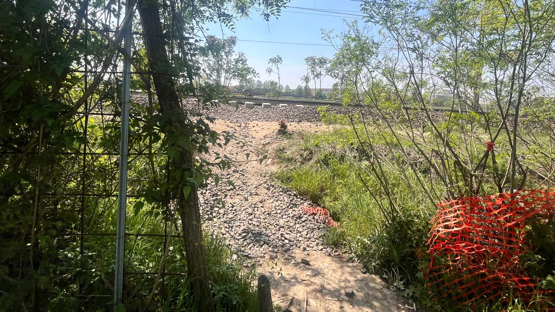 Binari fra via Martelli e via Bazzani: il Comune ordina a Rfi di intervenire per la messa in sicurezza