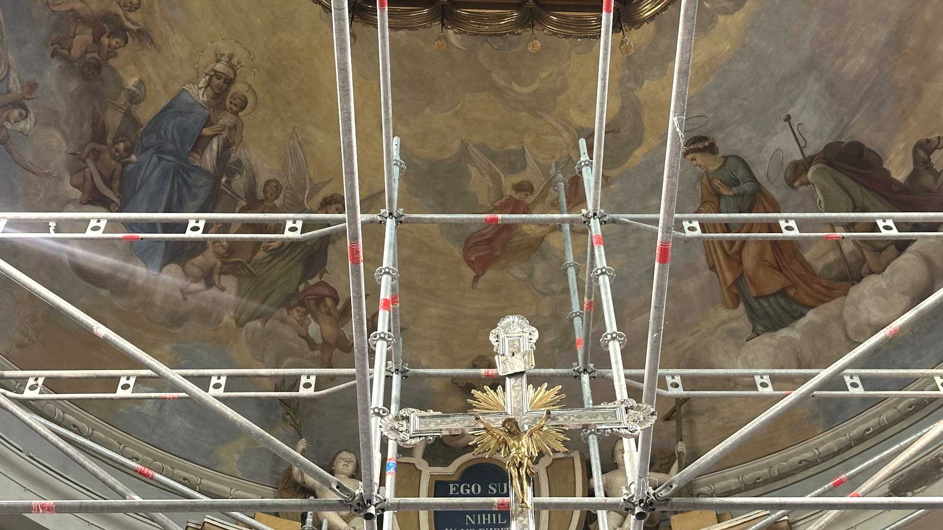 I colori svelati nella cupola - FOTO ZANGRANDI