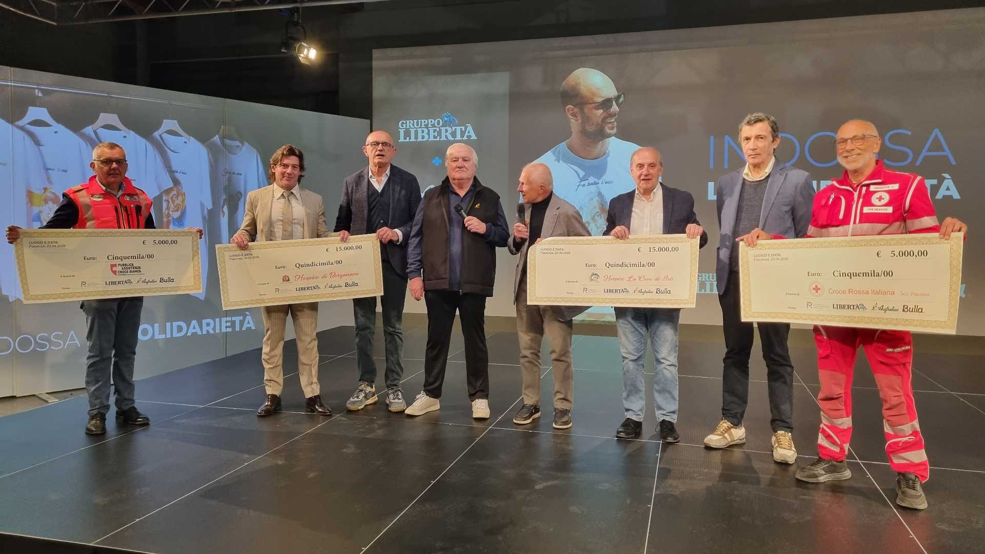 La solidarietà vince: dalle magliette 40mila euro