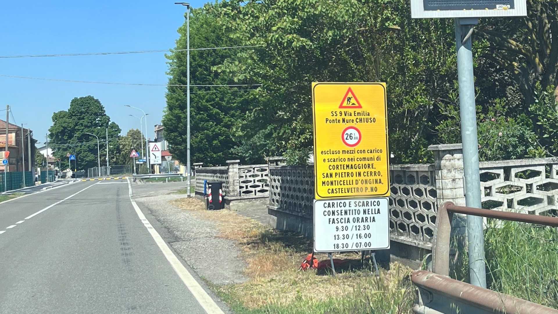 Il cartello a Bersano