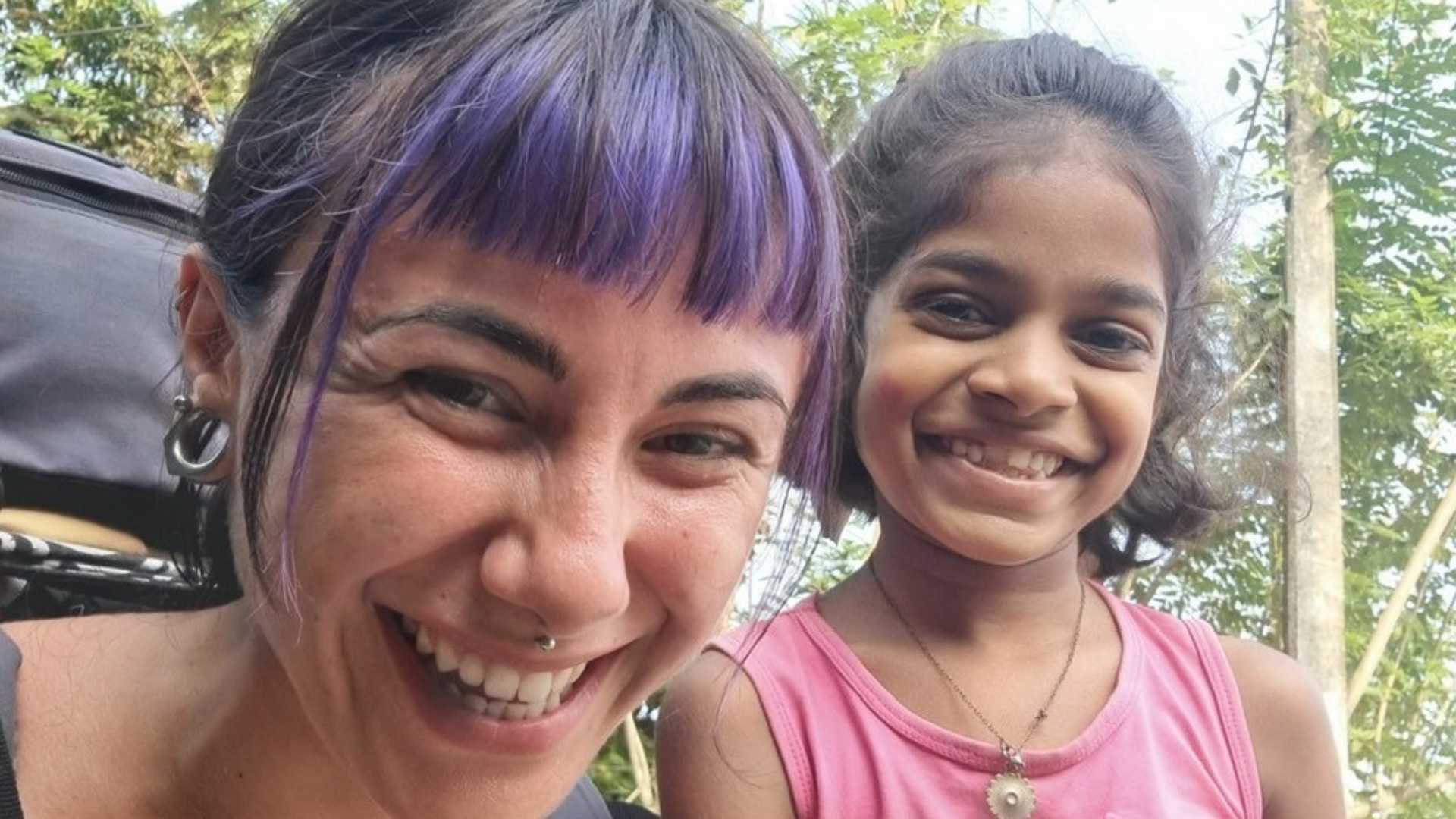 Il volo cancellato e la scelta di rimanere in Sri Lanka, la storia di Axelle
