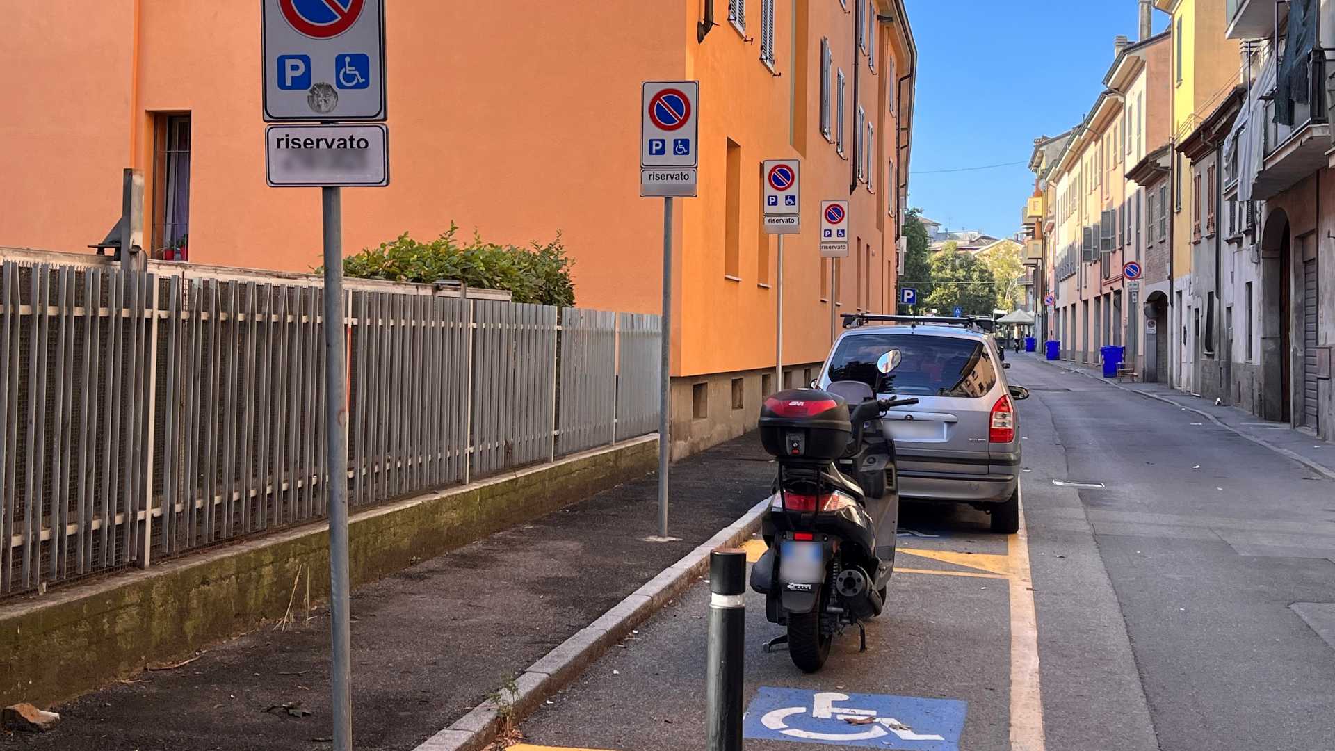 «Servono verifiche dei criteri per i parcheggi disabili riservati»