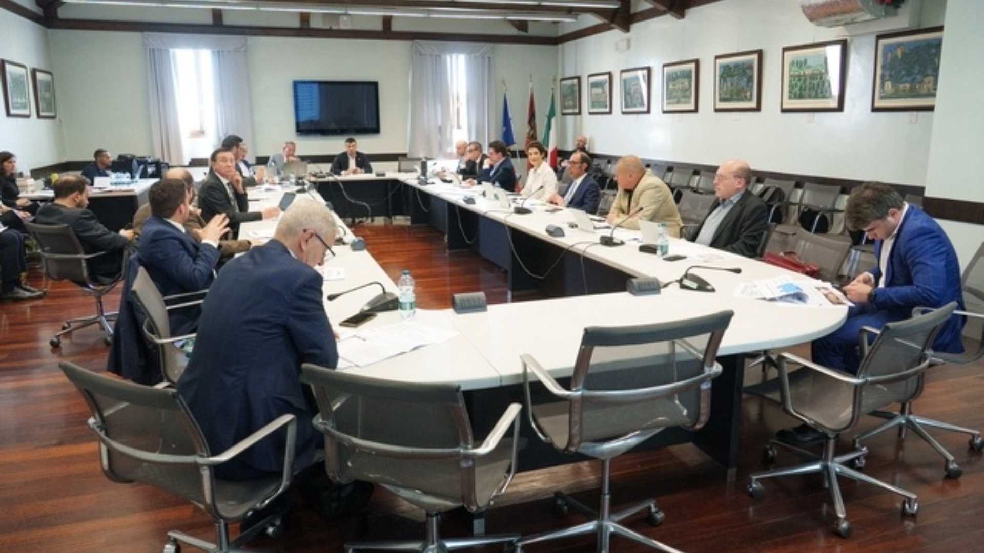 CRV - Abbinati i progetti di legge istitutivi del Garante dei diritti delle persone anziane