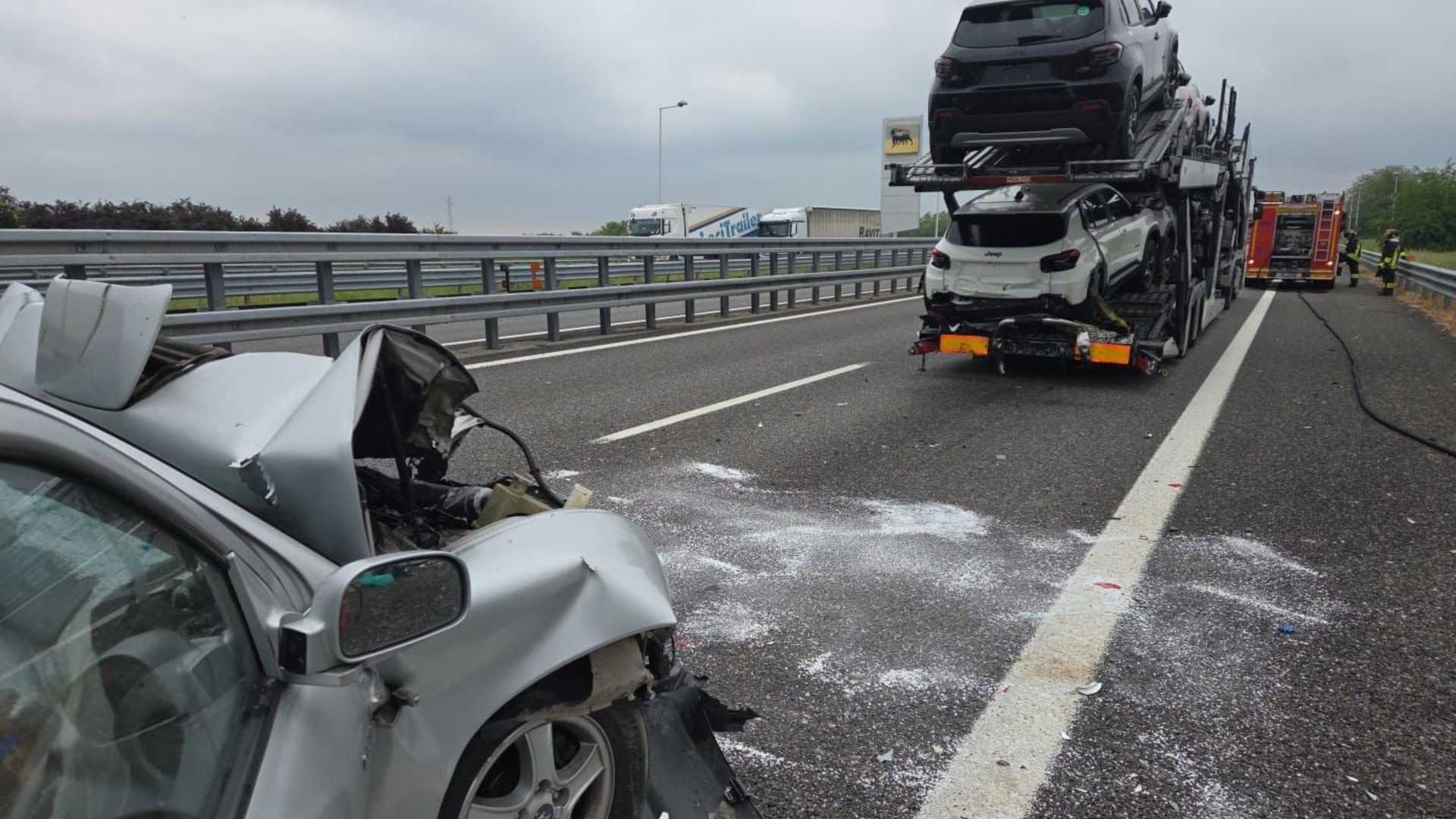 La scena dello scontro in autostrada