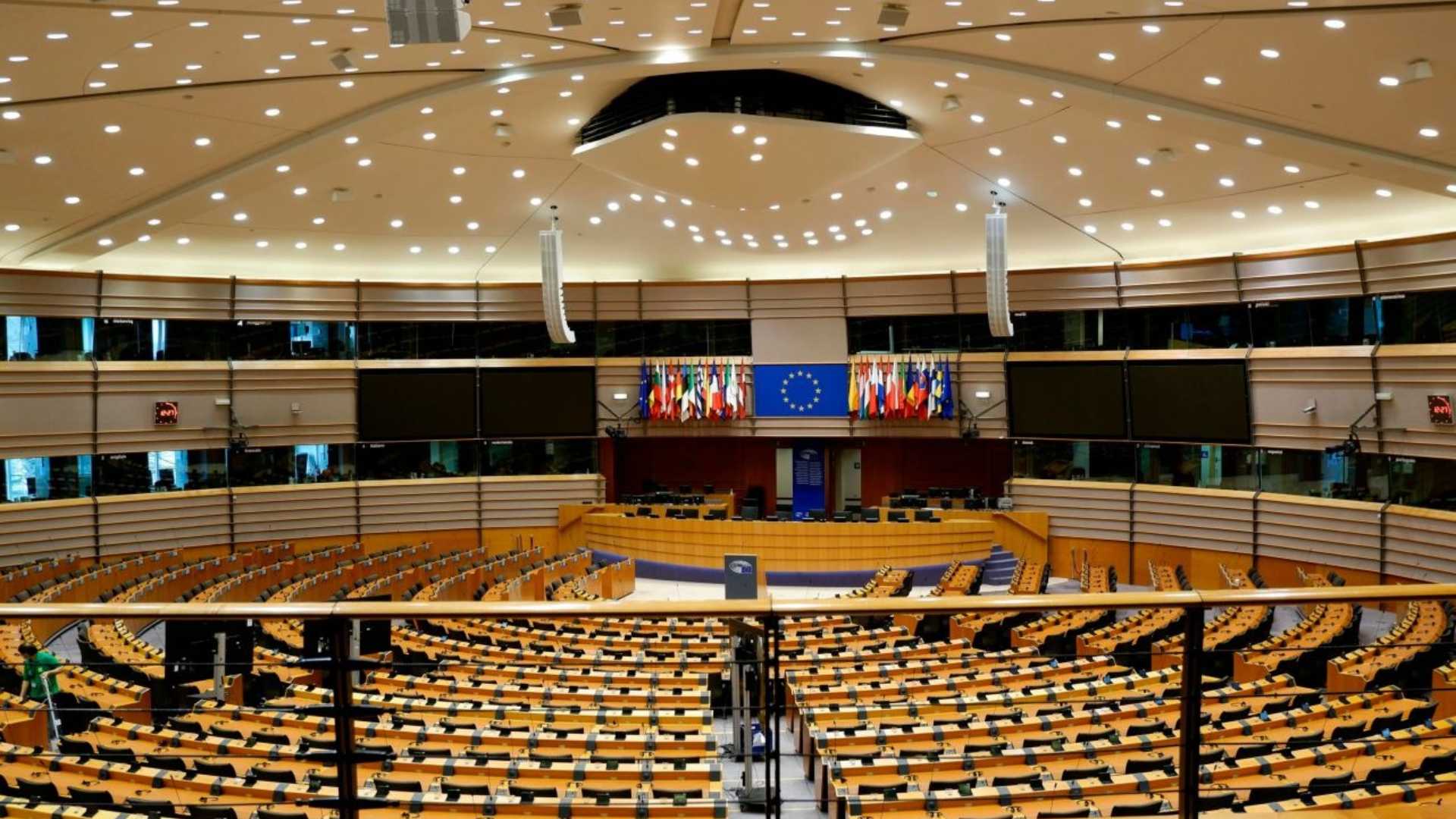 Simulazione del Parlamento europeo: scuole di Piacenza protagoniste del “maggio d’Europa”