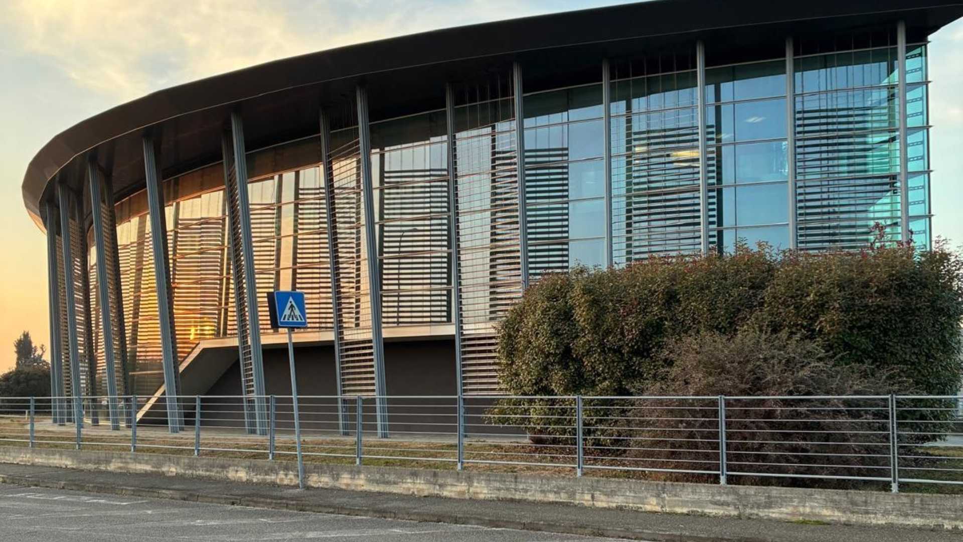 Crisi Aghito Zambonini, 75 lavoratori al bivio: dimettersi per giusta causa oppure restare