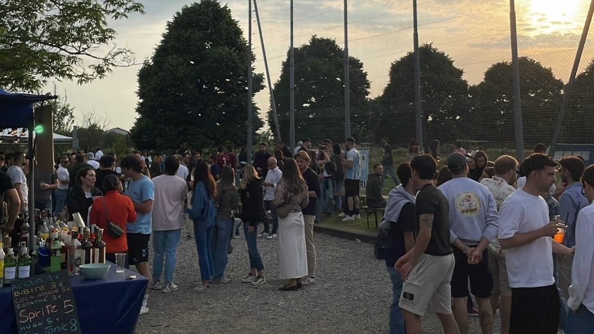 Un momento della festa per Andrea Cavanna