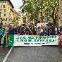 Piacenza sfila all’Adunata degli alpini: cori, fanfare e 2.500 penne nere a Genova