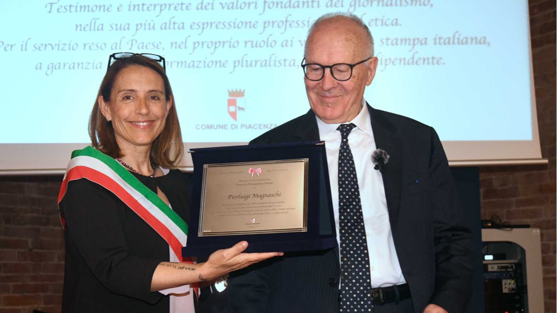 Consegnata la Benemerenza Civica al giornalista Pierluigi Magnaschi
