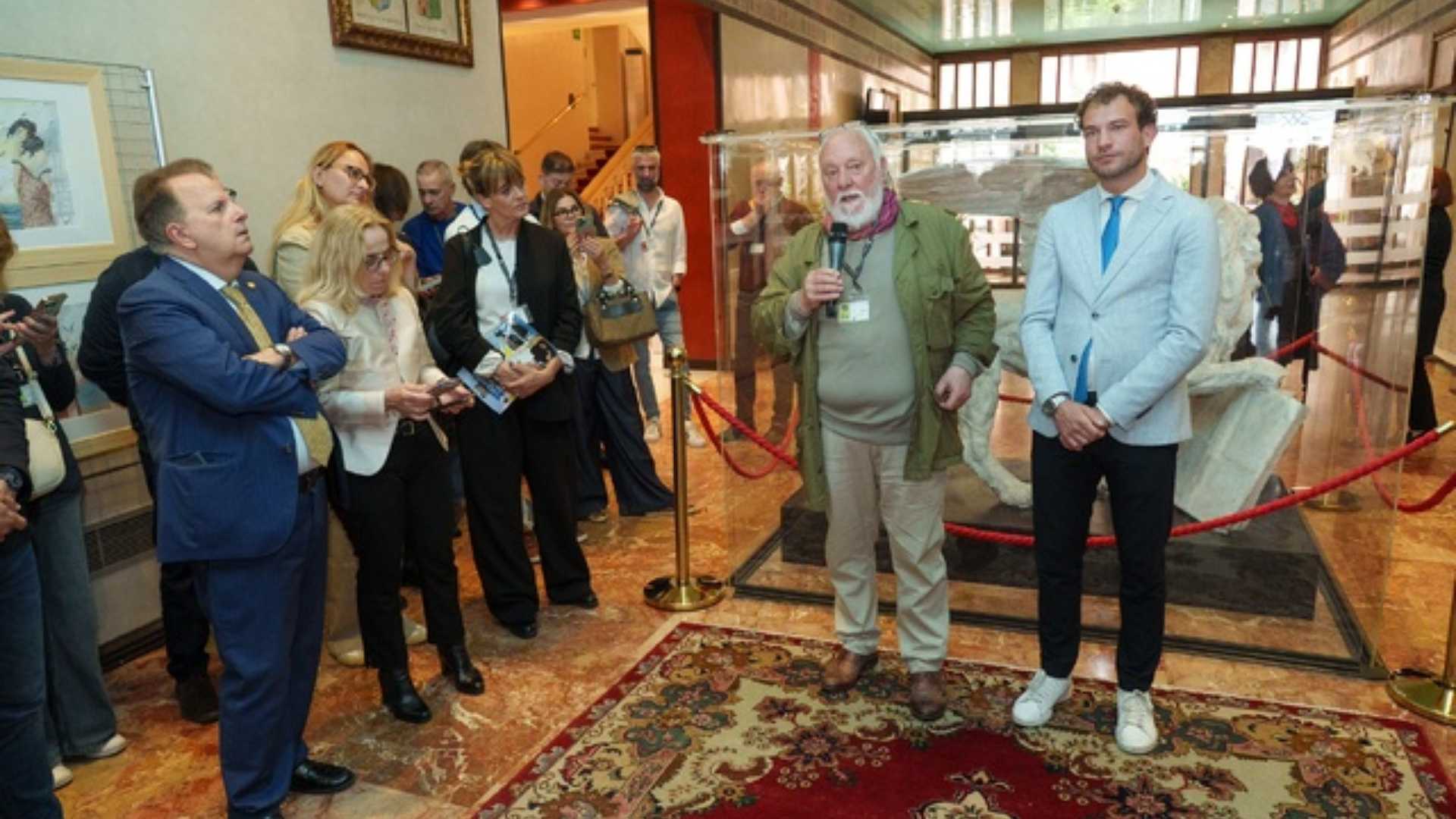 “A come Avventura”: inaugurata oggi la mostra del fumettista e illustratore Raffaele “Lele” Vianello
