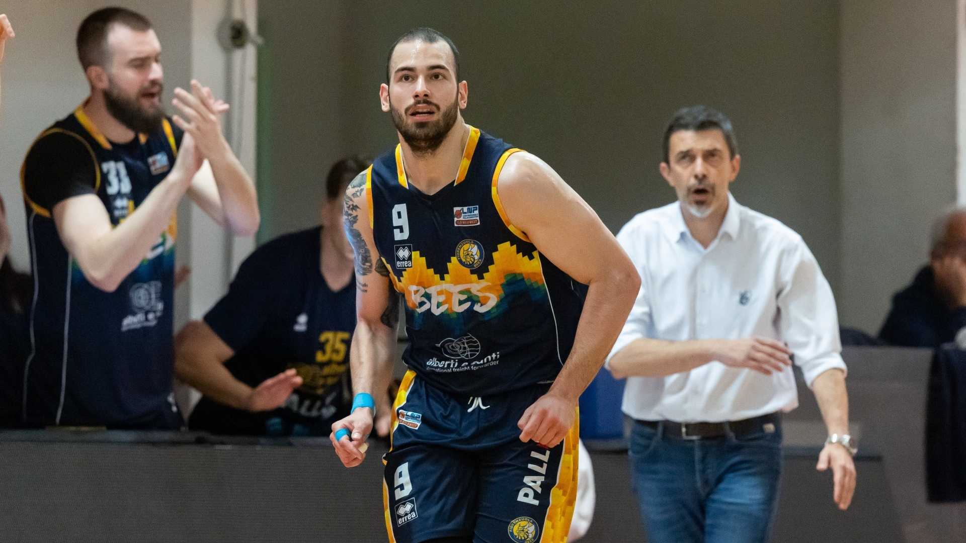 I Fiorenzuola Bees espugnano Ravenna e conquistano la salvezza