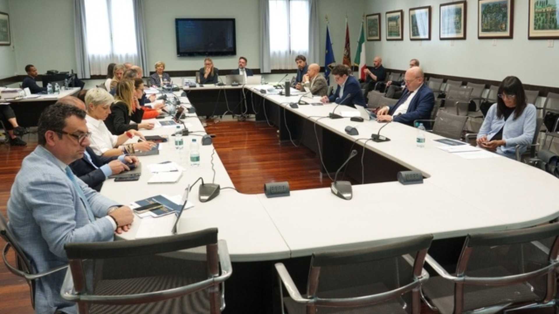 CRV - Seconda commissione. Social Housing, Valutazione Ambientale Strategica, Protezione civile