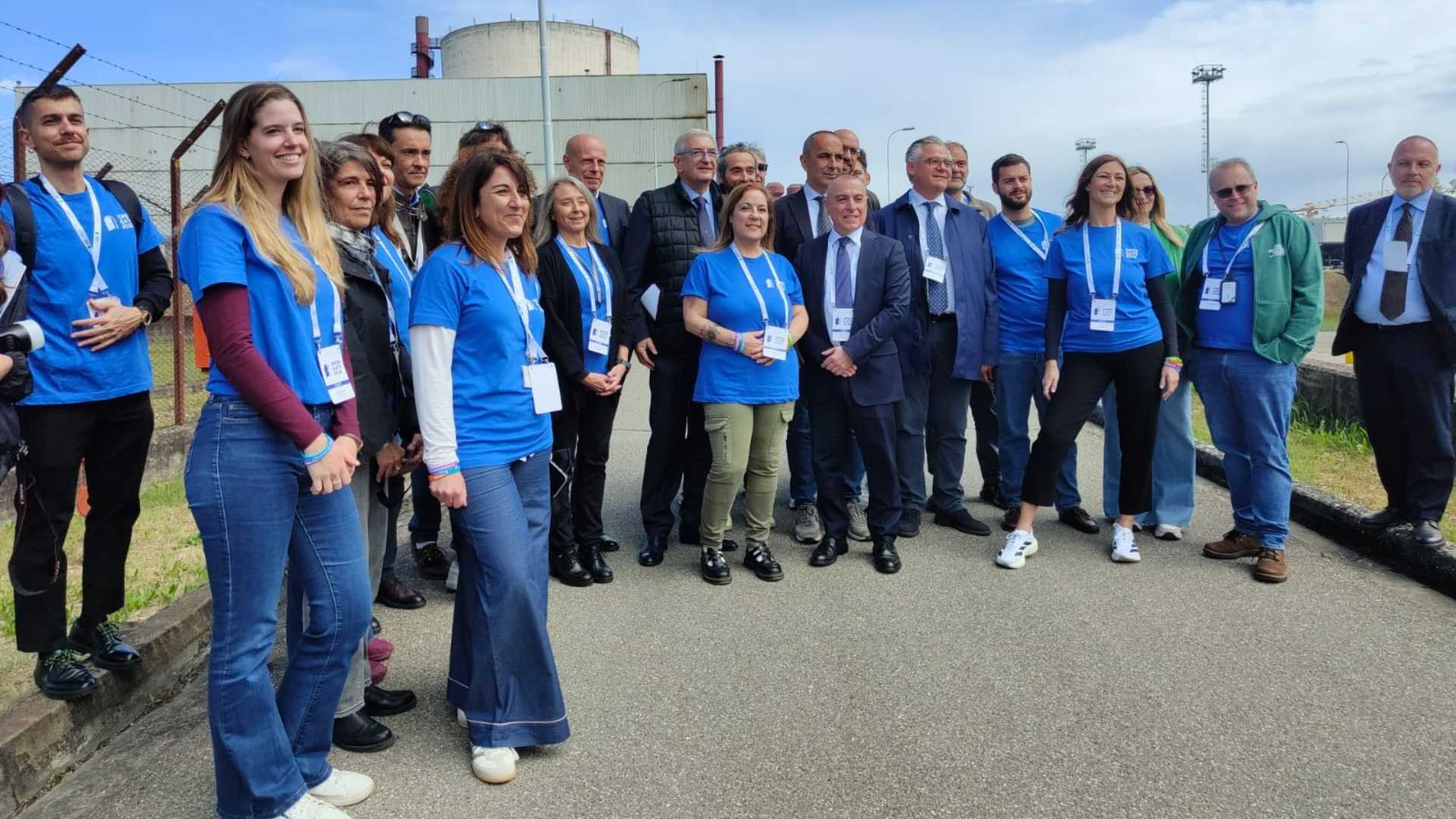 Foti alla centrale di Caorso: «Può esserci futuro nucleare in Italia»