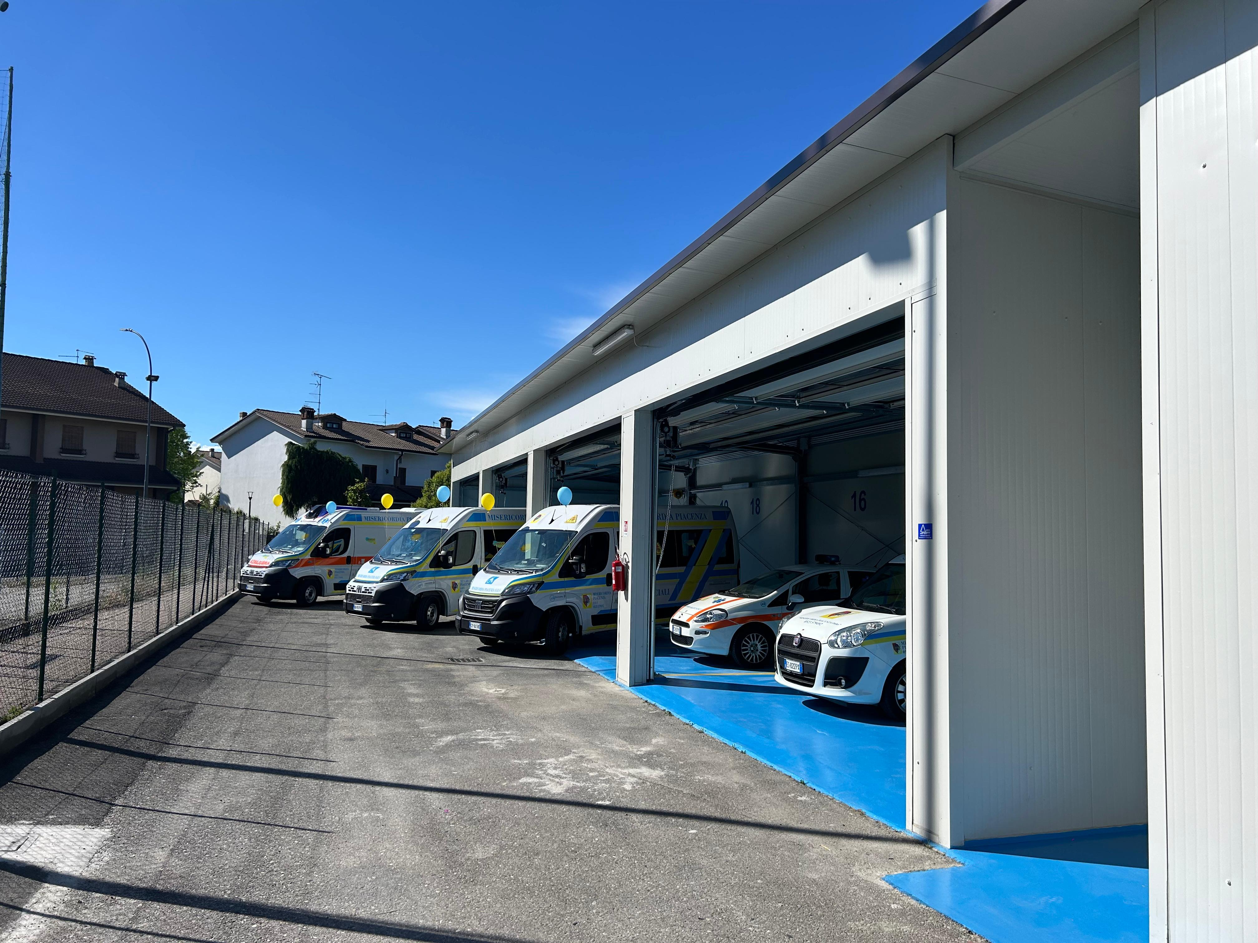 inaugurazione cerimonia nuovo capannone misericordia