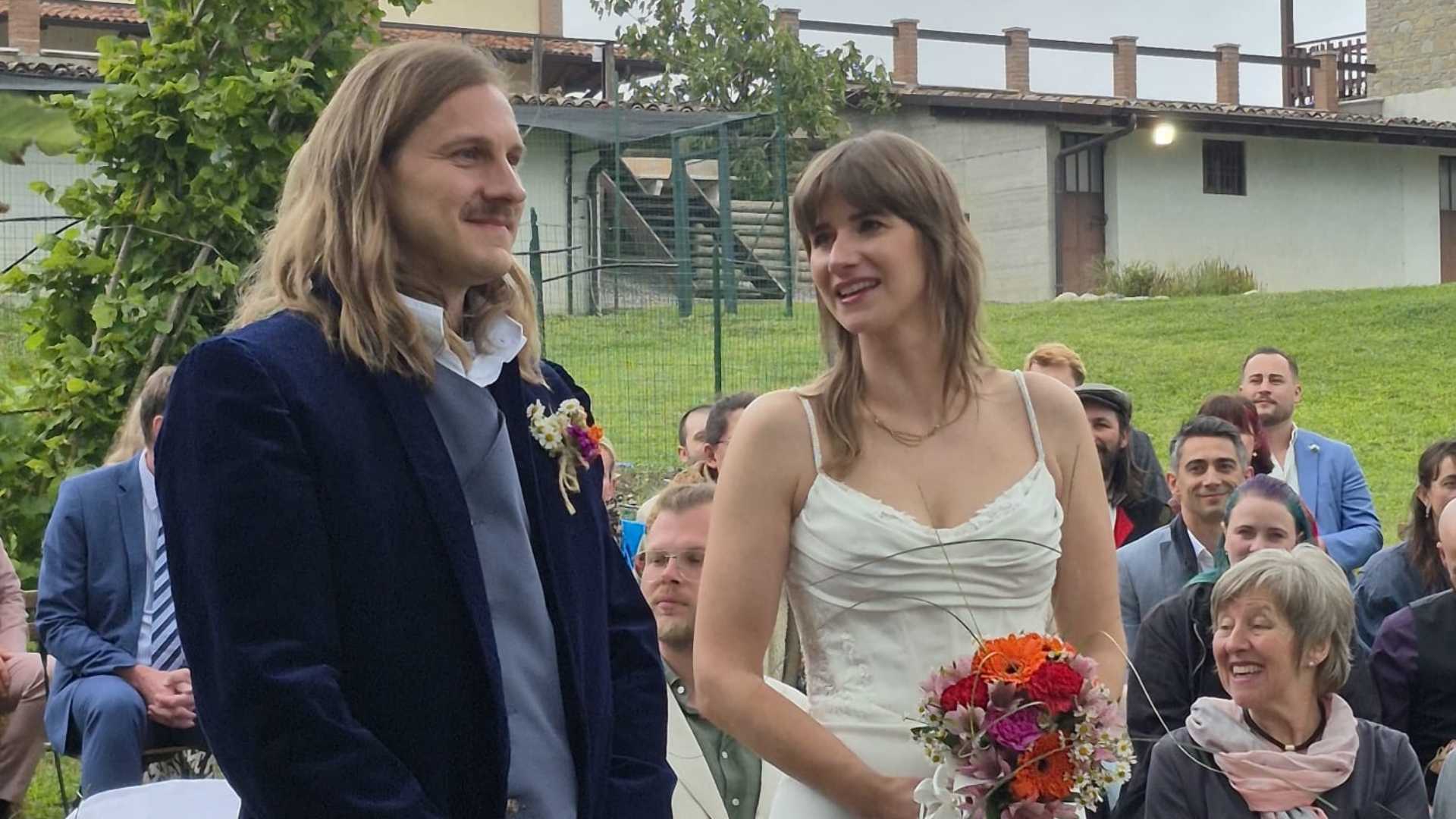 Verena e Manuel sposi alla Cergallina, in Alta Valdarda - foto Meneghelli