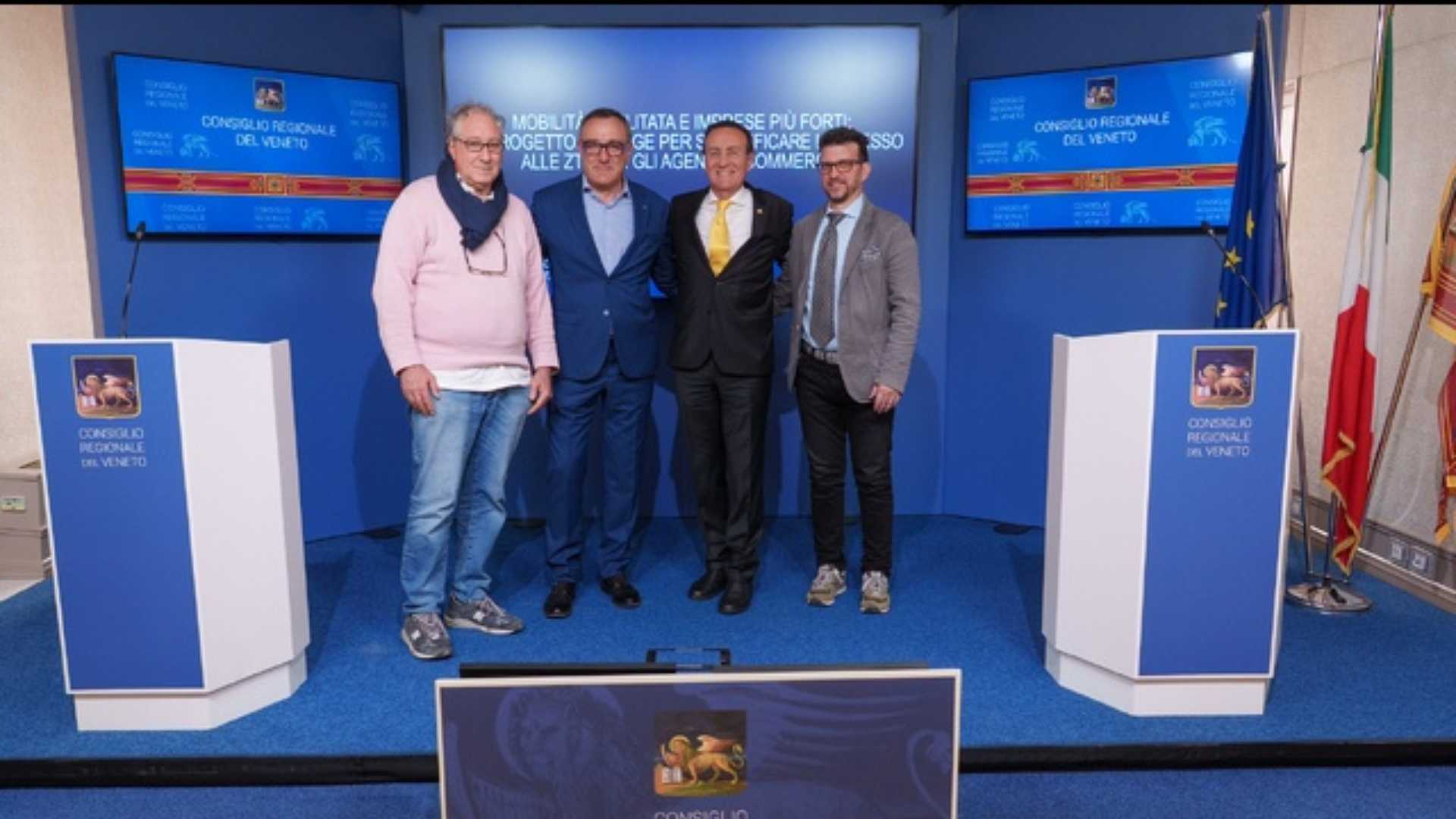 CRV - Proposta normativa per semplificare l’accesso alle ZTL degli agenti di commercio